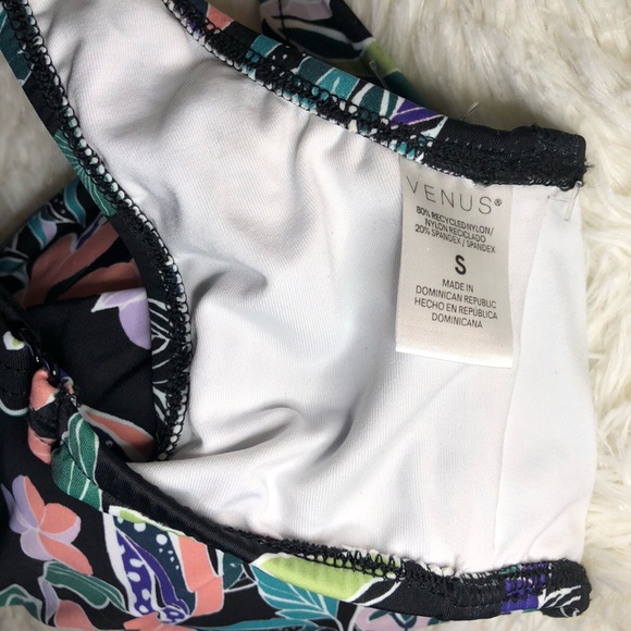Venus Floral Bikini Top with Multicolor Design size Small - Picture 9 of 11